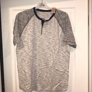 T shirt from American eagle